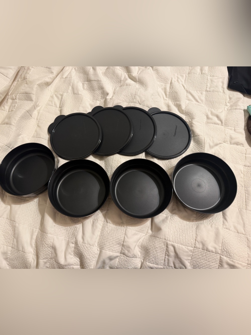 Tupperware Reheatable Cereal bowls set of 4